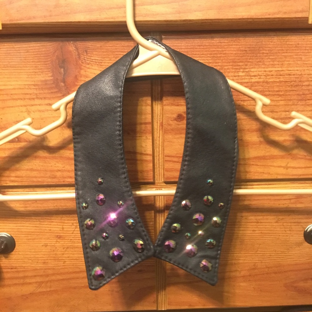 Accessory collars, all black, multi colored