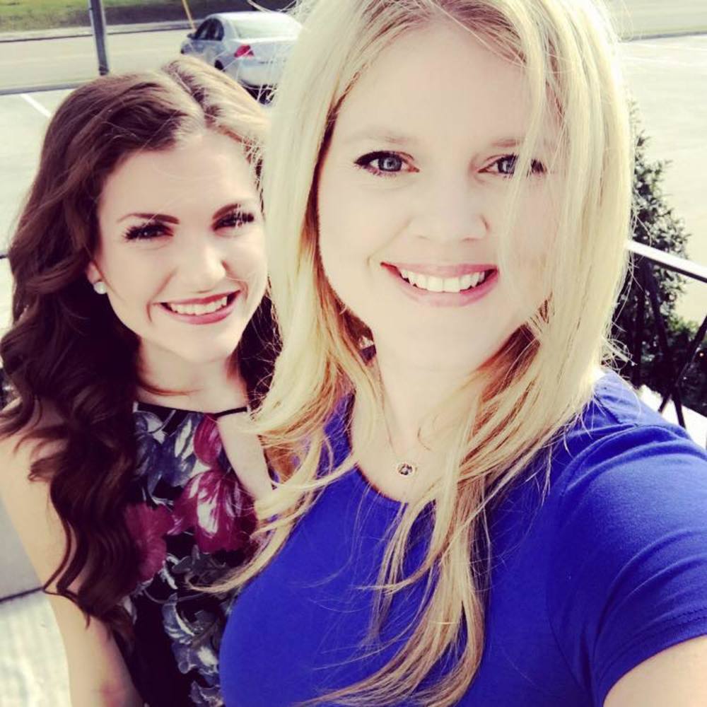 Meet your Posher, Hillary