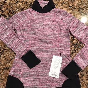 Lululemon runderful half zip