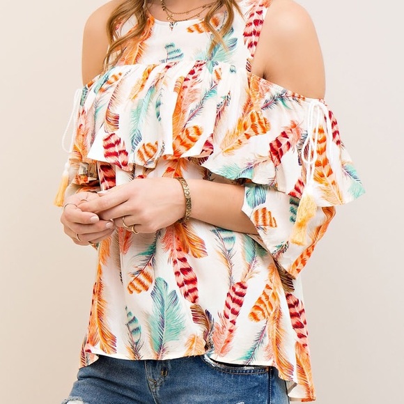 LAST ONE! Feather print cold shoulder blouse - Picture 5 of 5