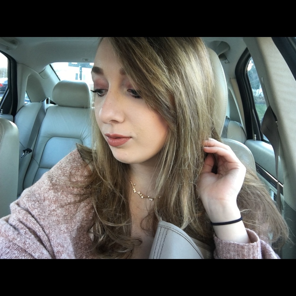 Meet your Posher, Elle