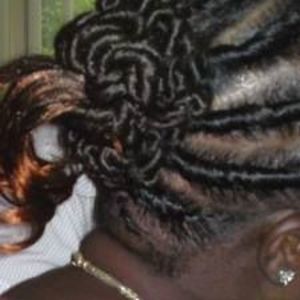 Meet your Posher, Efuah