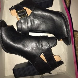 Brand new fioni shoes 👠