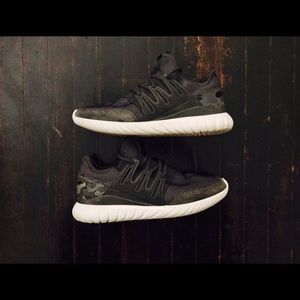 Adidas Tubular