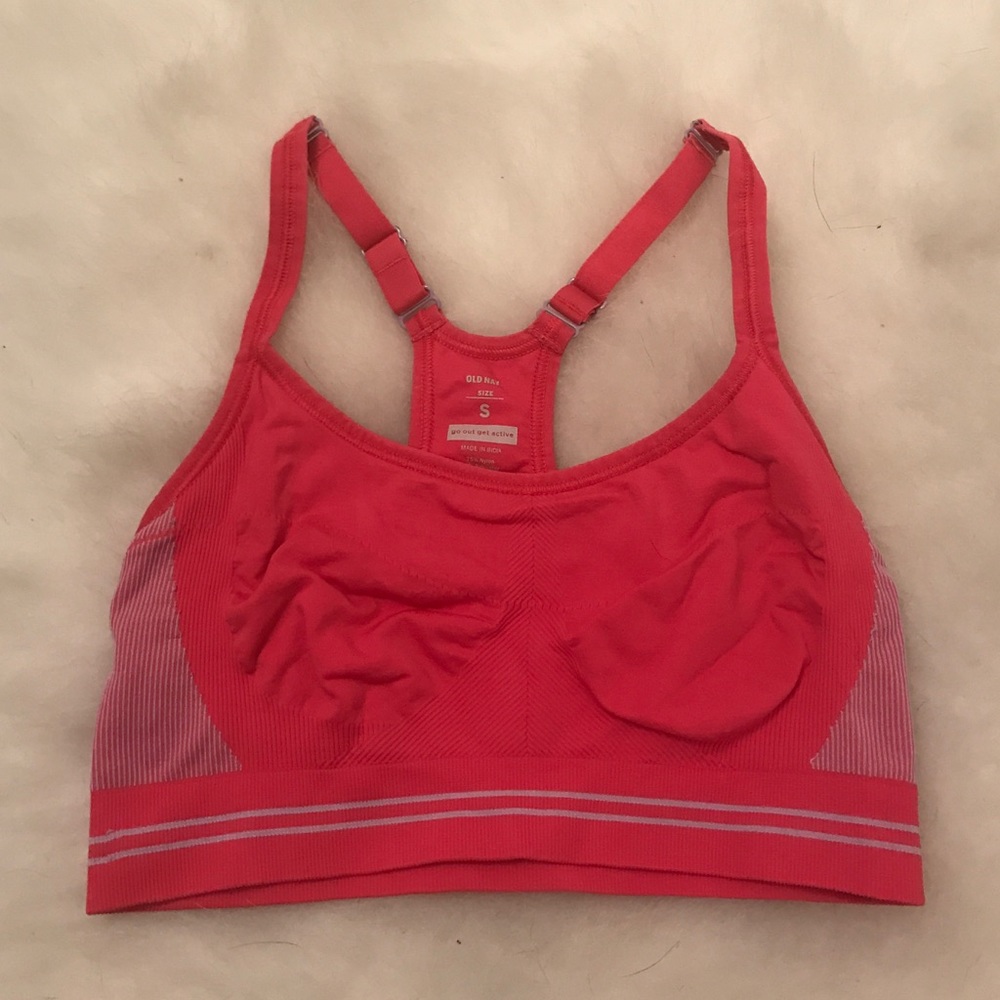 CLOSET CLOSEOUT Pink Old Navy sports bra
