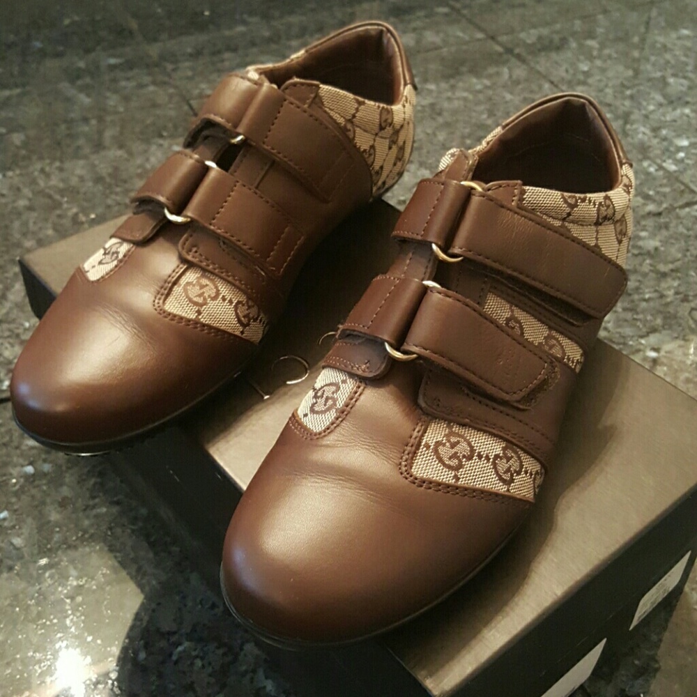 Women Gucci sneakers