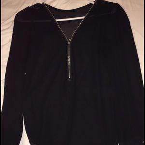 1/4 zip blouse