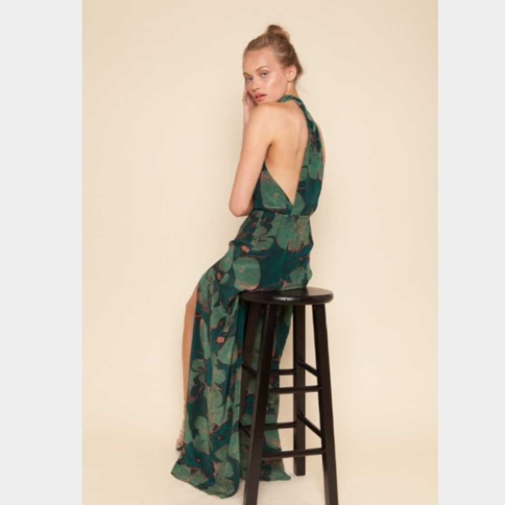 🚫SOLD🚫NWT Stone Cold Fox Onyx Gown Lily Sz.1