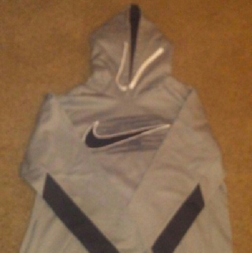 Nike hoodie top thermilfit