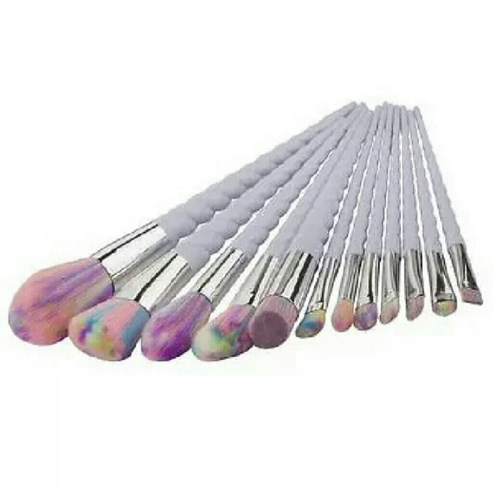 ✨Re-stocked!✨Majestic Makeup Brush Set💄🌈