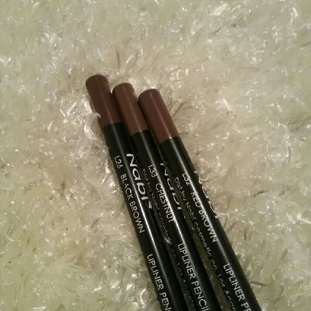 CLOSET CLOSING 8/15 NEW, Nabi Set of 3 Lip liners