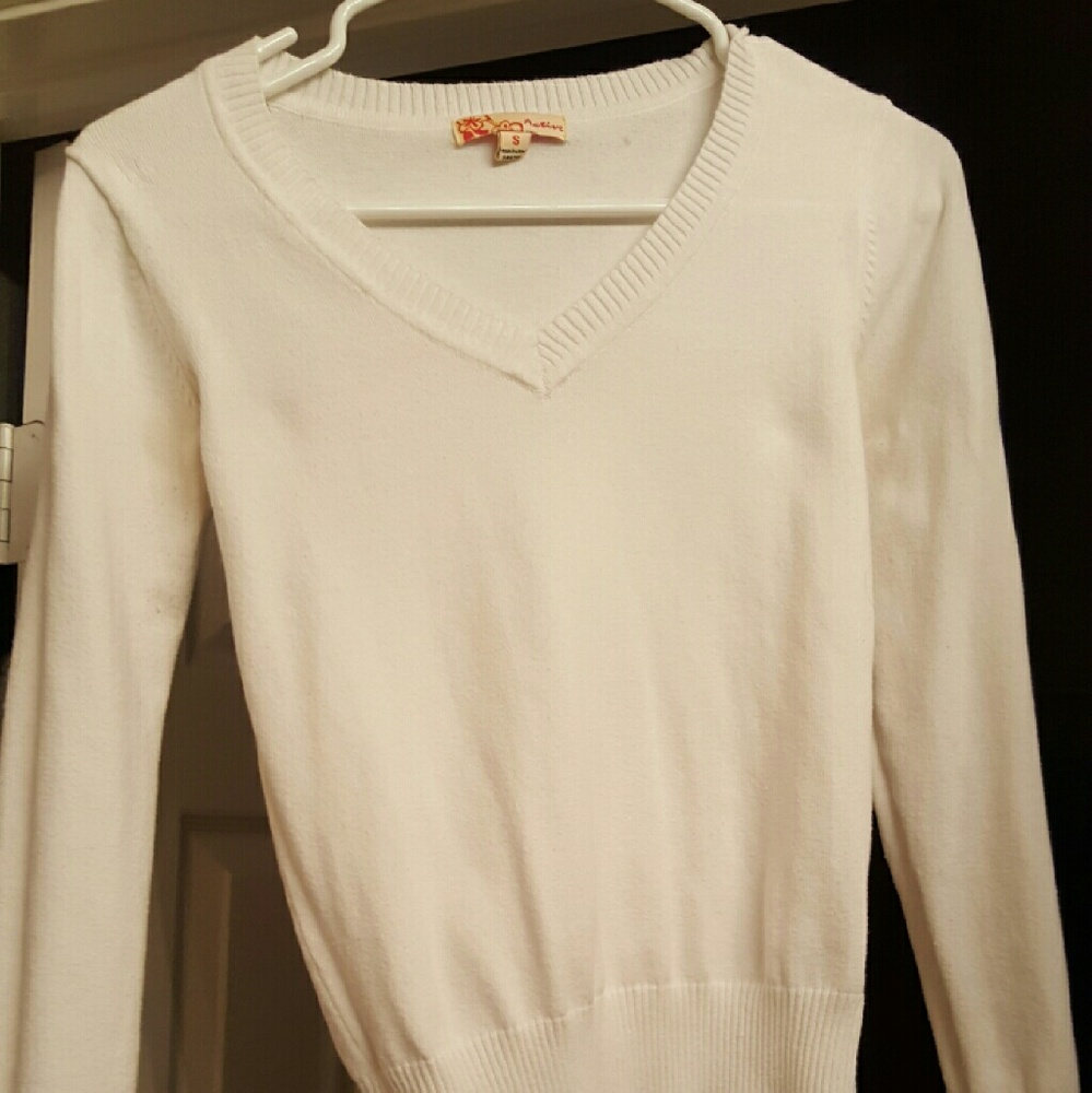 WHITE TOP - S - ACTIVE - $9 OBO