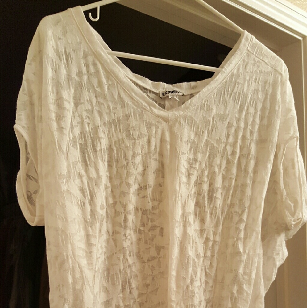 WHITE EXPRESS TOP - M - BACK BUTTONS  $15 OBO