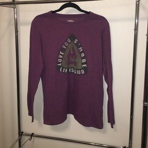 Long sleeve t-shirt