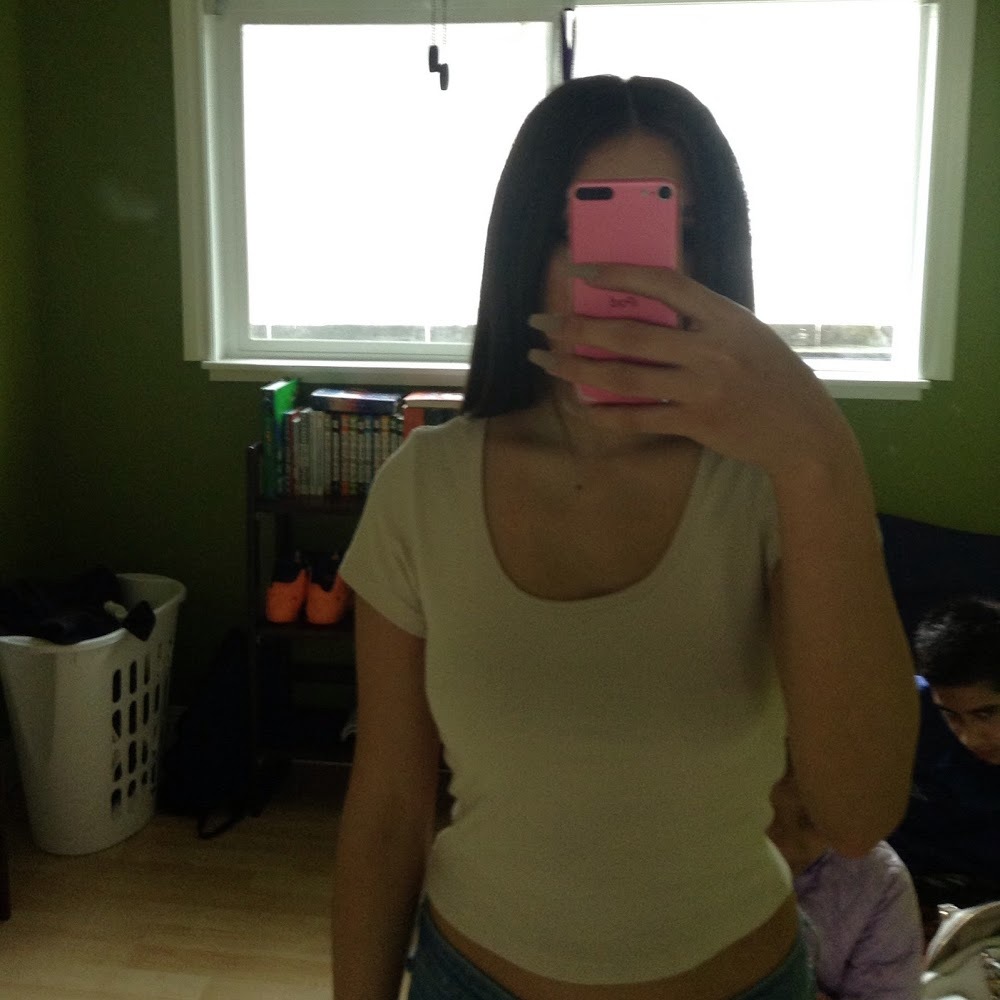 Meet your Posher, Yesenia