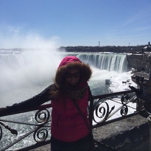 Meet your Posher, Denise