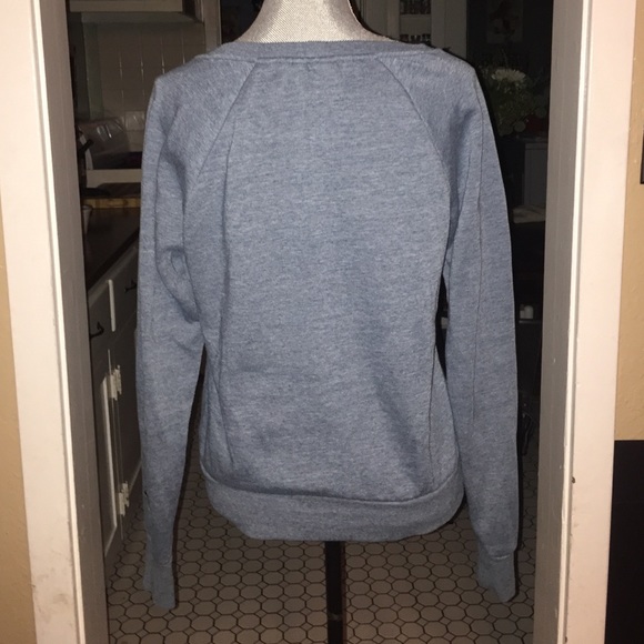 Roxy sweater . - Picture 2 of 4