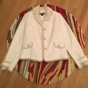 Closet clear out!!! Off white coat!! 6 hour sale