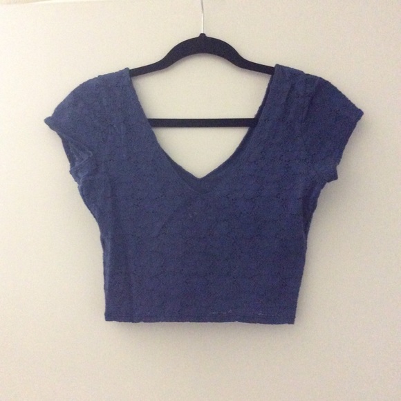 Blue v neck lace crop top - Picture 2 of 2
