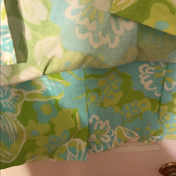 Lilly pulitzer Jubilee romper sz 4 - Picture 3 of 3