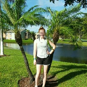 Meet your Posher, Leah