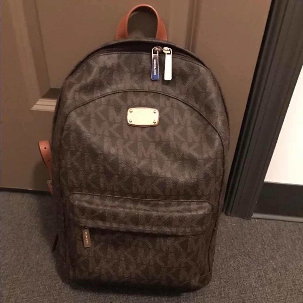 NEW MICHAEL KORS BACKPACK