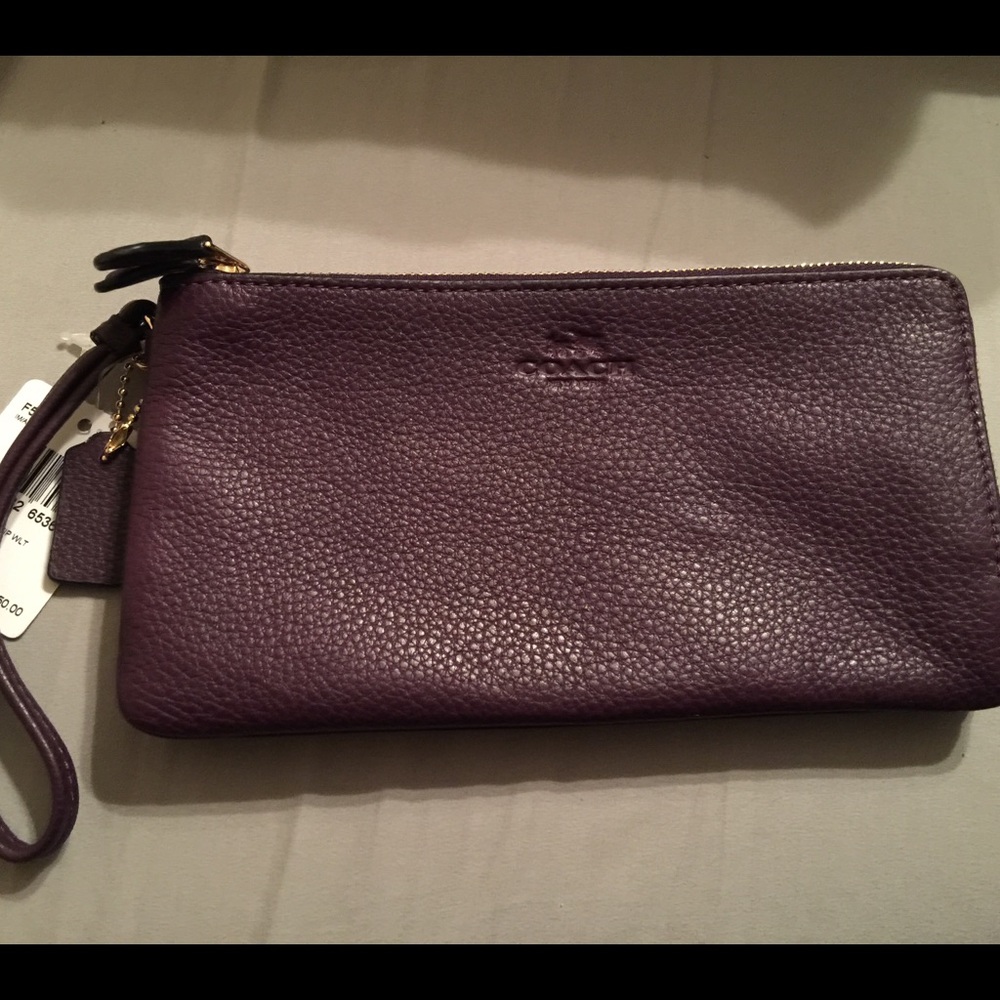Coach Pebble Leather Wristlet- BNWT - Eggplant