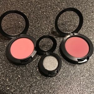 ‼️MAC Beauty Bundle‼️