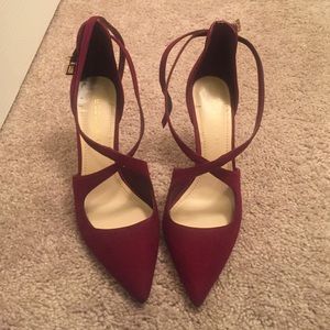 💕HOST PICK💕💕NWOT BCBGeneration heelsPRICE FIRM