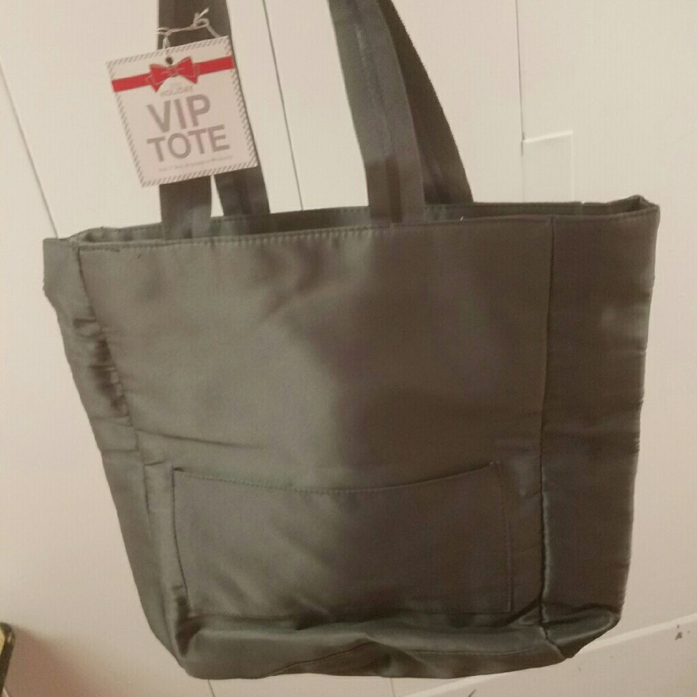 Large tote