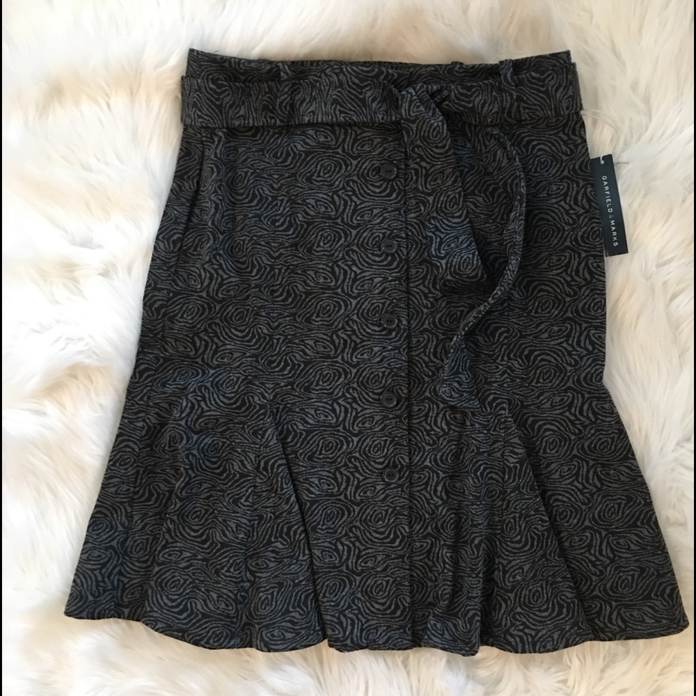 💞Comfortable Button Skirt💞