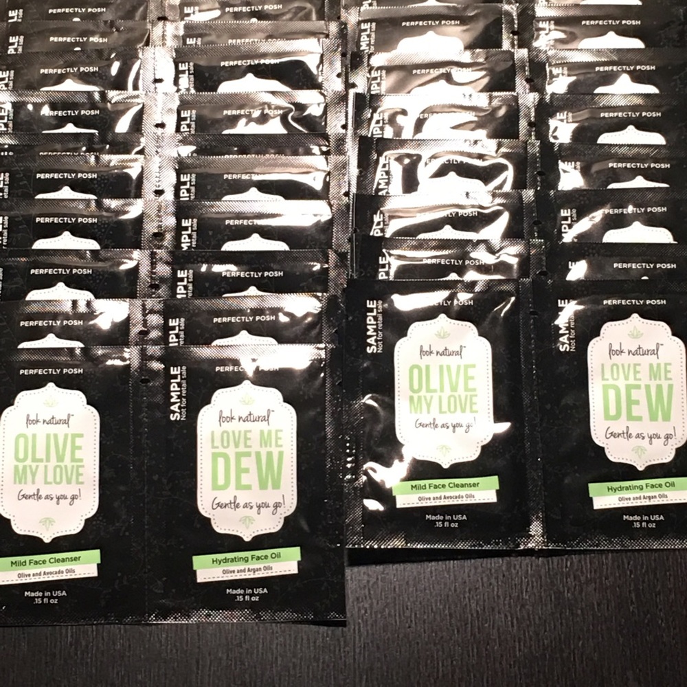 Perfectly Posh Olive My Love & Love Me Dew