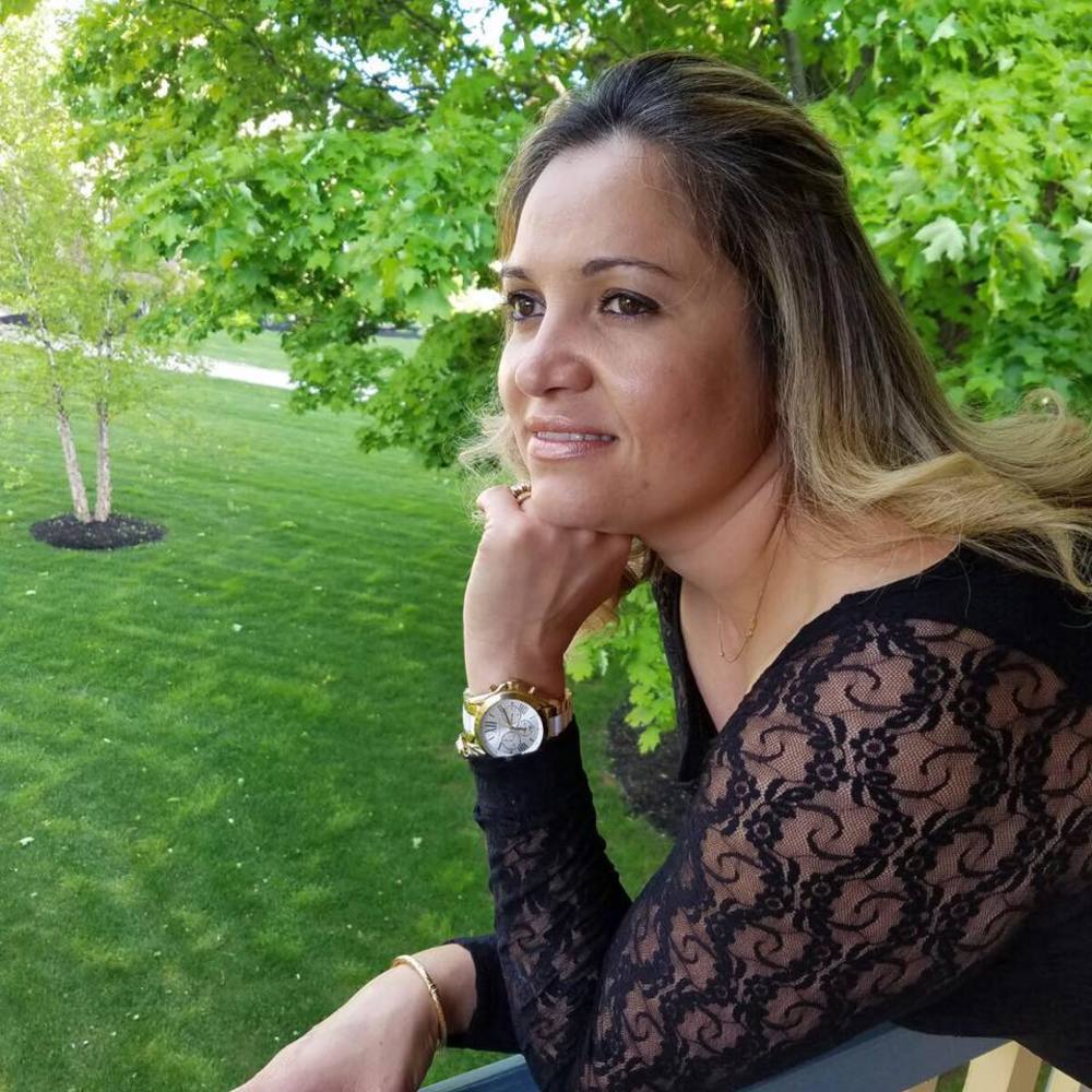Meet your Posher, Ana paula