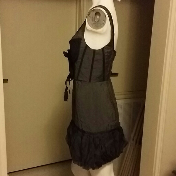 BCBGMAXAZRIA RUNWAY DRESS - Picture 4 of 4