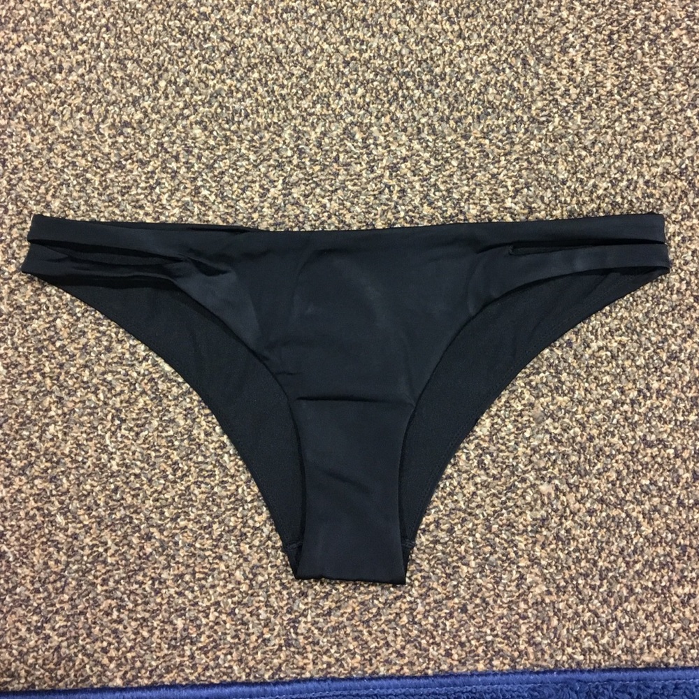 LSpace like bikini bottoms