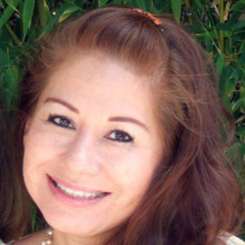 Meet your Posher, Monica