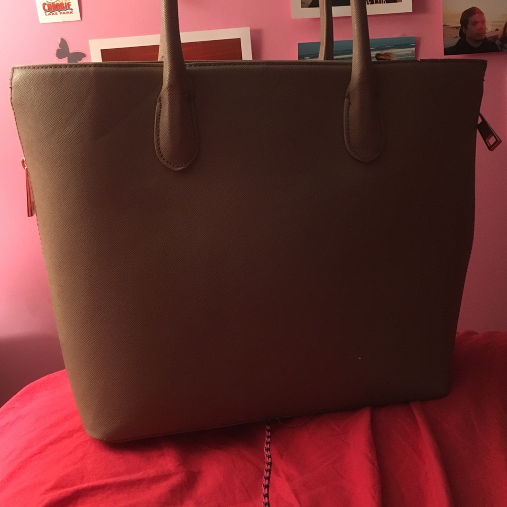 Brand new H&M shoulder bag.