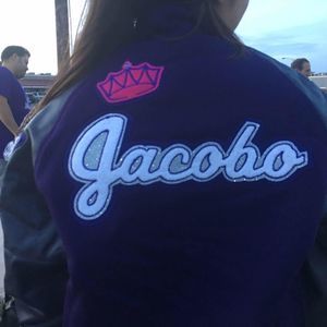 Meet your Posher, Alma