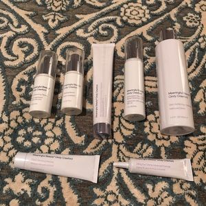 Meaningful beauty Cindy Crawford full sized line