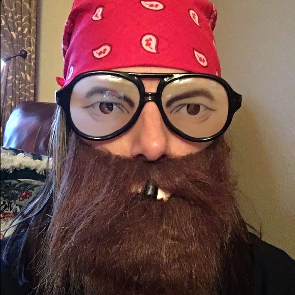 Meet your Posher, Charlene - Picture 1 of 1