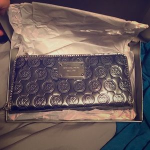 Michael Kors wallet