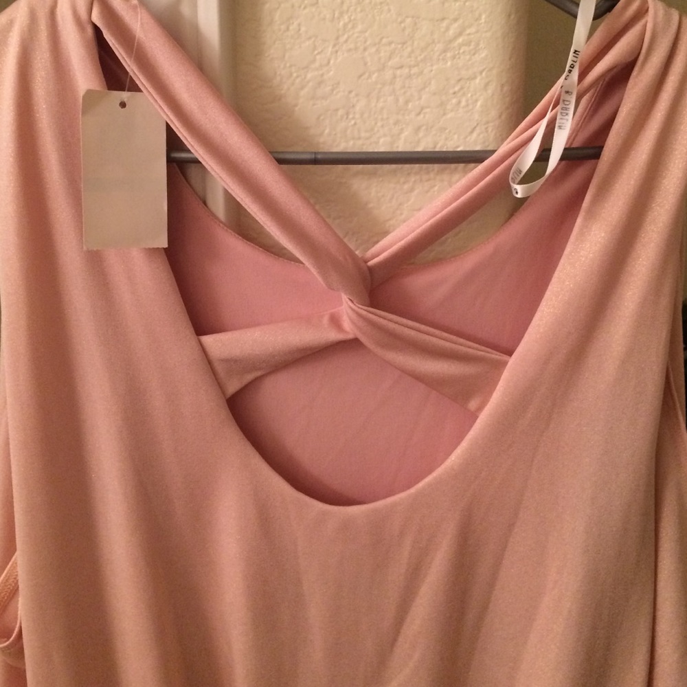 💐 Rose Gold Sleeveless Dress 💐 - Picture 4 of 4