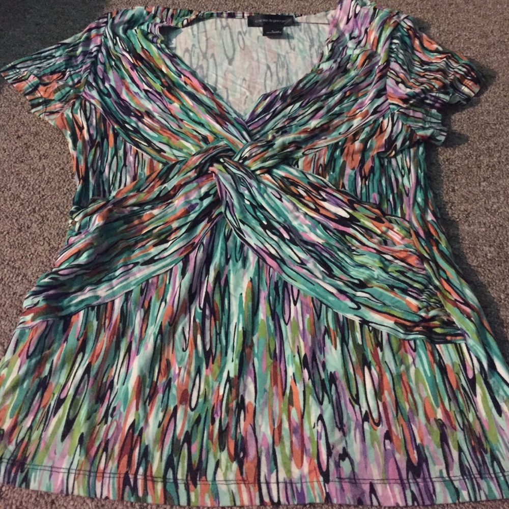 Colorful top