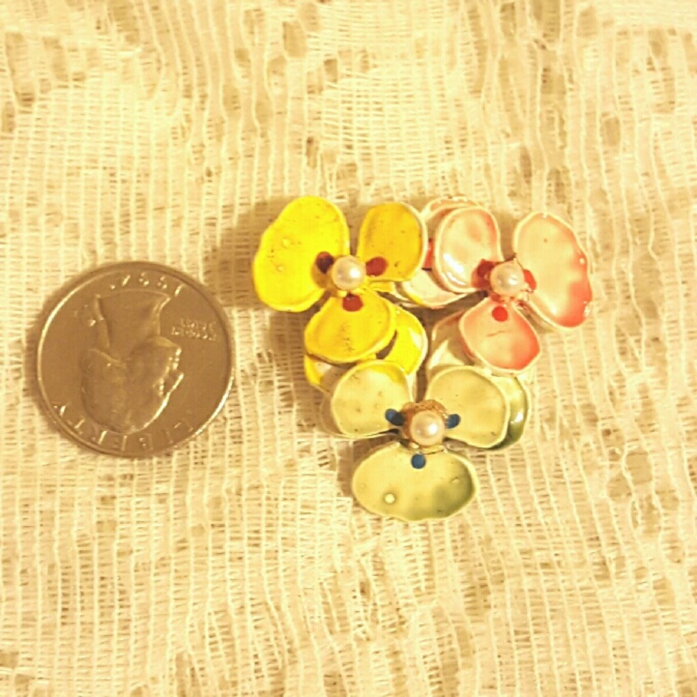 Vintage Flower Brooch