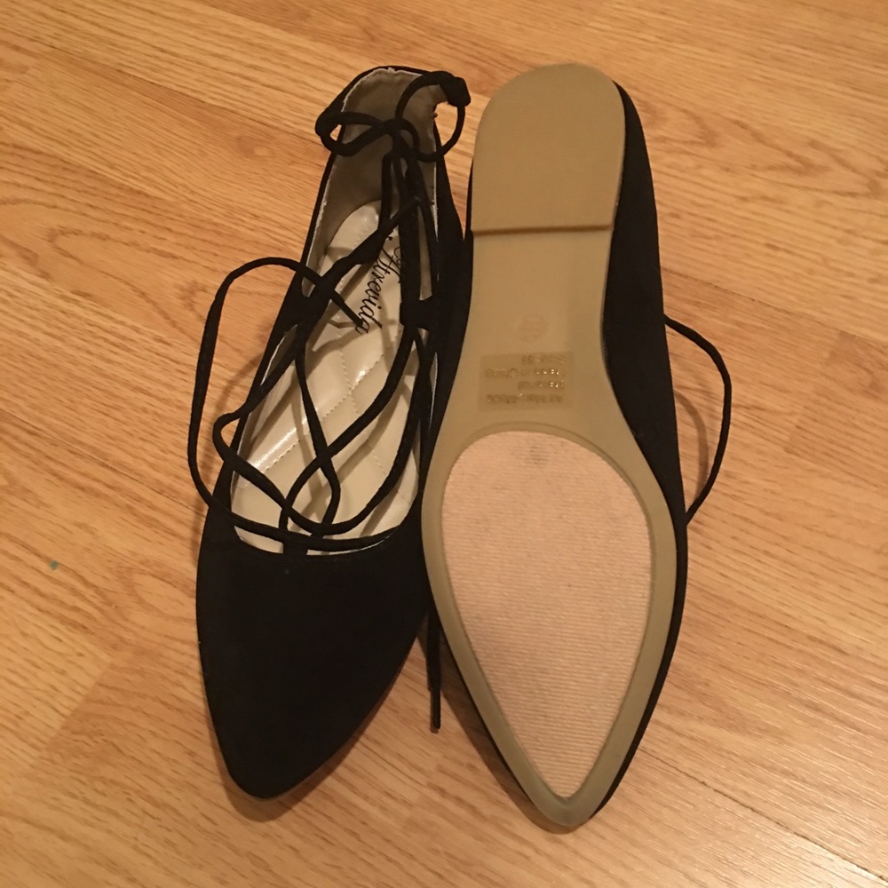 Women's shoes