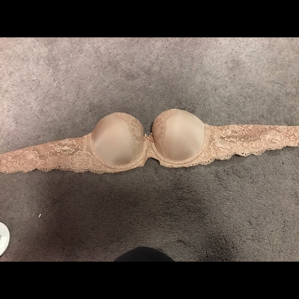 Victoria Secret Strapless Bra - 34A