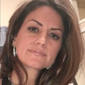 Meet your Posher, Salwa