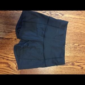Wonder Under shorts size 6