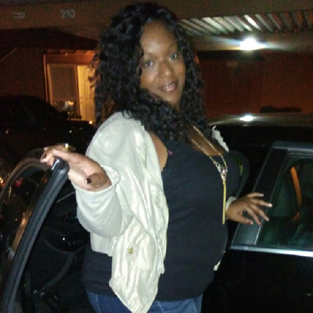 Meet your Posher, Taneisha