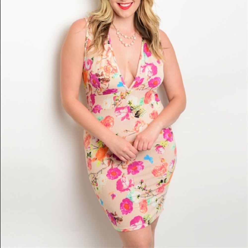 Plus Size 1X, 2X, 3X Beautiful Floral Dress!